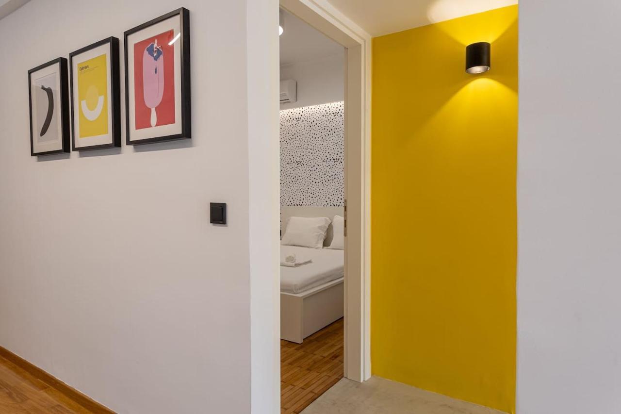 דירות אתונה Luxury Penthouse On Akadimias With 2 Bed & 2 Bath מראה חיצוני תמונה